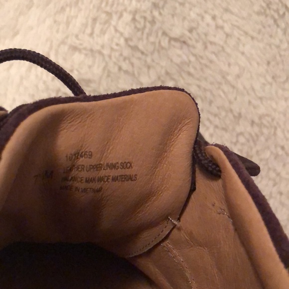 NWOT all-leather Sofft sneaker walking shoes in wine - Picture 9 of 13